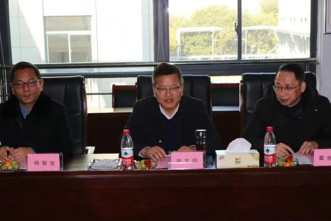 热烈欢迎扬州大学领导莅临草莓成人APP零辅食开展访企拓岗活动